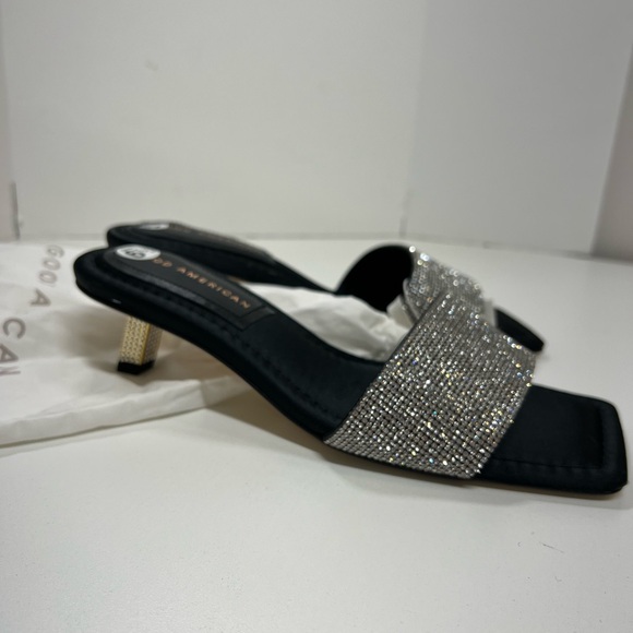 Good American Kickstand Slide Sandal Mules Black
Diamond Size 6.5 NEW - Picture 5 of 11